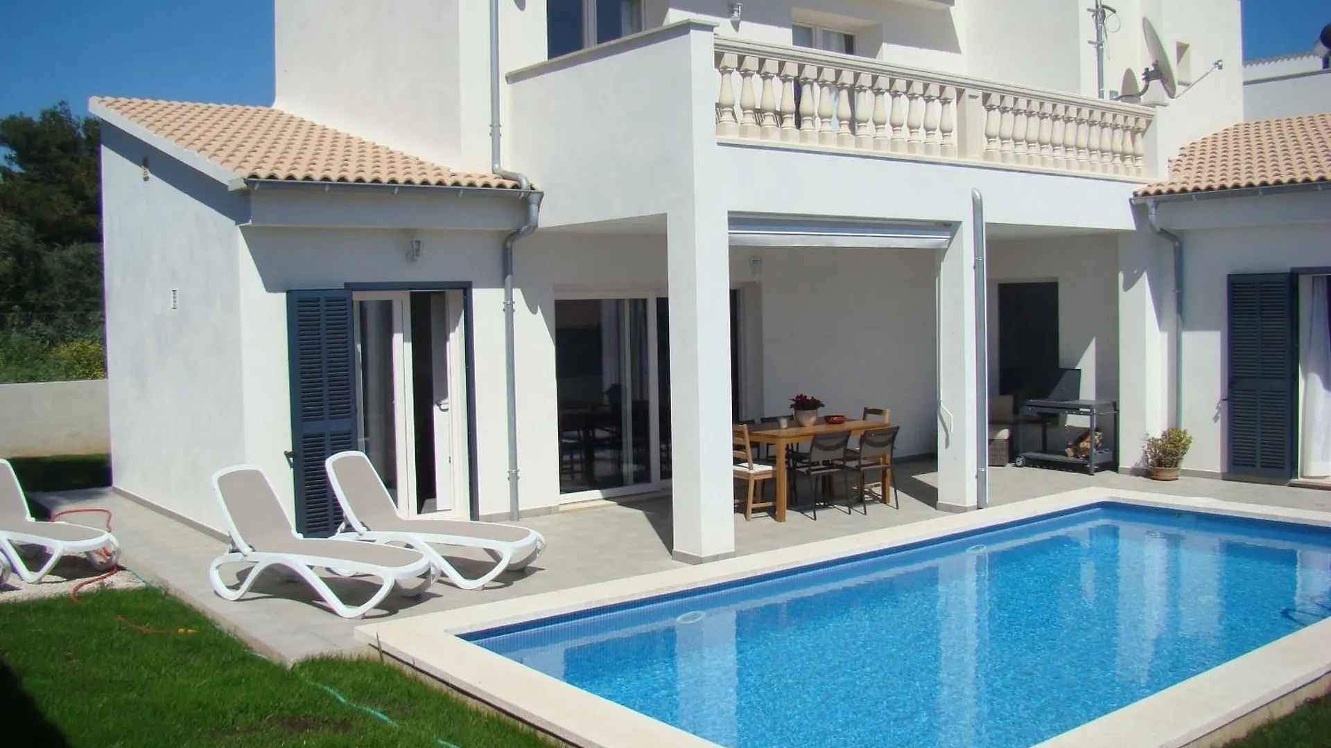 Ferienhaus Casa Aina Mit Pool Und Sonnenterrasse contacts